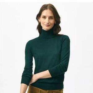 Brooks Brothers green turtleneck. Brand new with tags